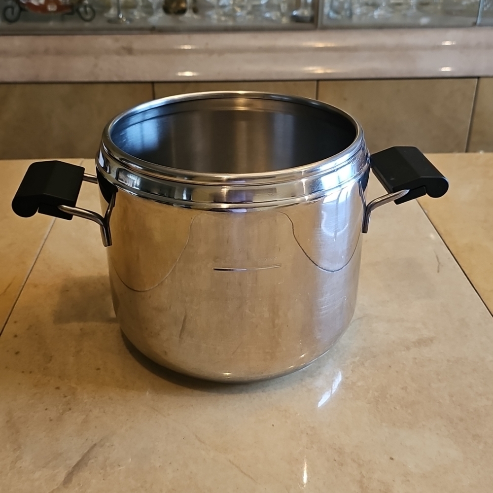 Lagostina Irradial Plus 22/7 pressure cooker made in Italy, Missing Lid
